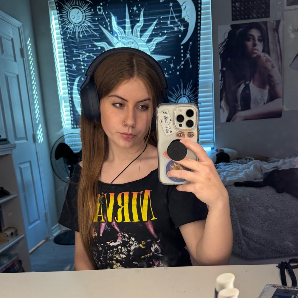 Meet your Posher, Avalee